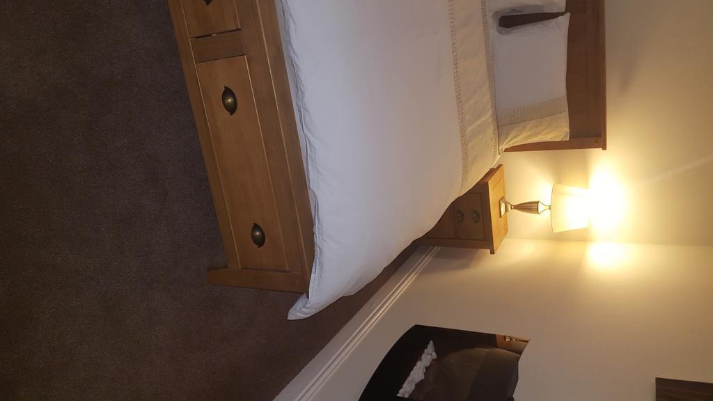 Roosecote Guest House Barrow-in-Furness Екстер'єр фото
