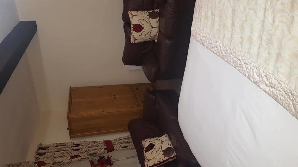 Roosecote Guest House Barrow-in-Furness Екстер'єр фото